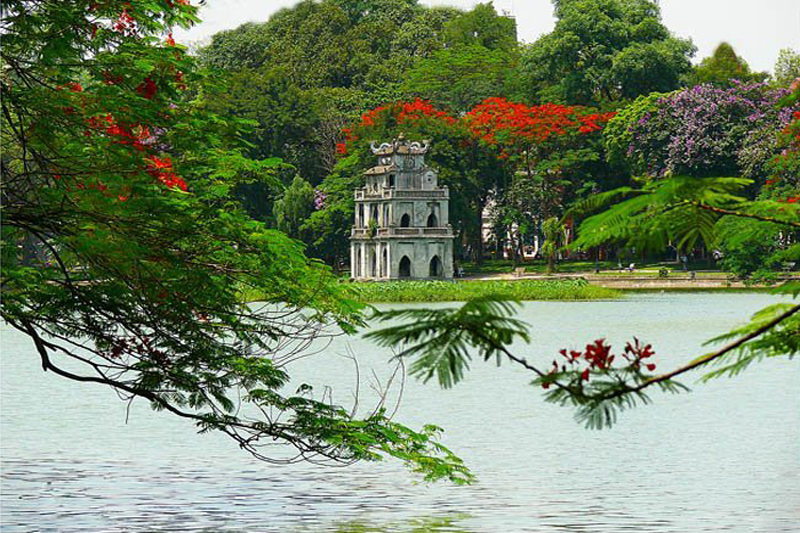 Visit the Hanoi Imperial Citadel for a ‘humble’ price